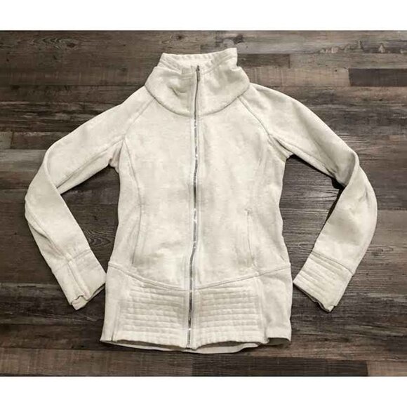 Super soft Lululemon RADIANT II JACKET Zip up IVORY CREAM Size 6 - Picture 6 of 8